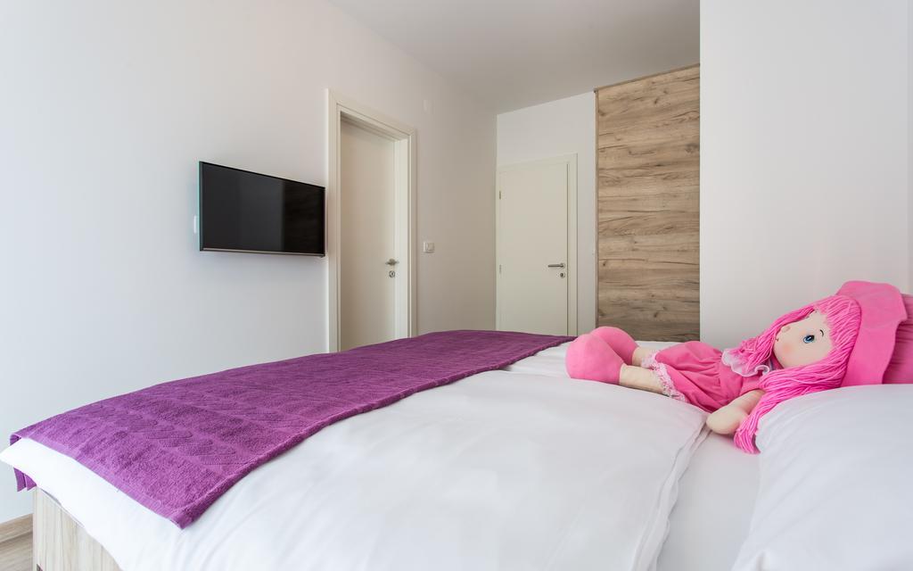 באסקה Apartments Viktorija מראה חיצוני תמונה