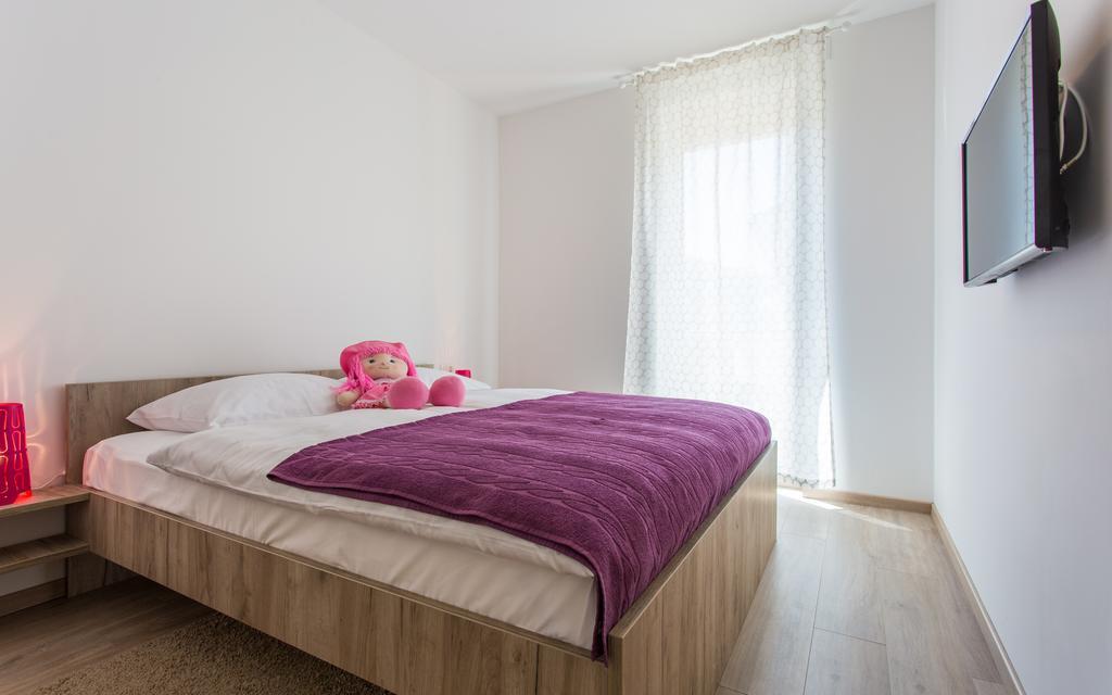 באסקה Apartments Viktorija מראה חיצוני תמונה