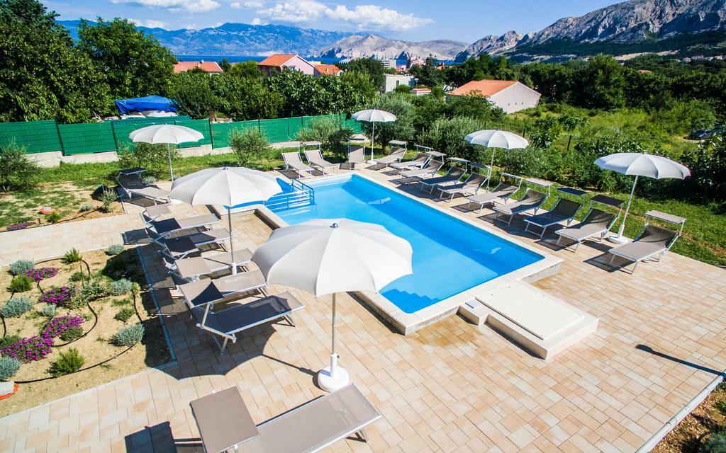 באסקה Apartments Viktorija מראה חיצוני תמונה