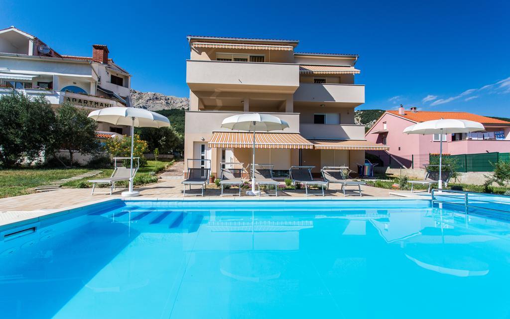 באסקה Apartments Viktorija מראה חיצוני תמונה
